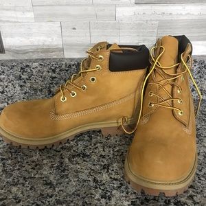 Men’s size 6.5 Timberland boots
